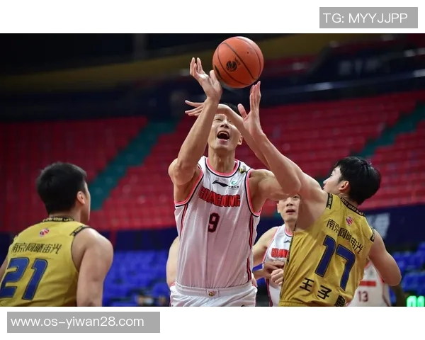 CBA2018赛季广东队与江苏队激战正酣精彩瞬间回顾与分析 CBA2018赛季广东队与江苏队激战正酣精彩瞬间回顾与分析